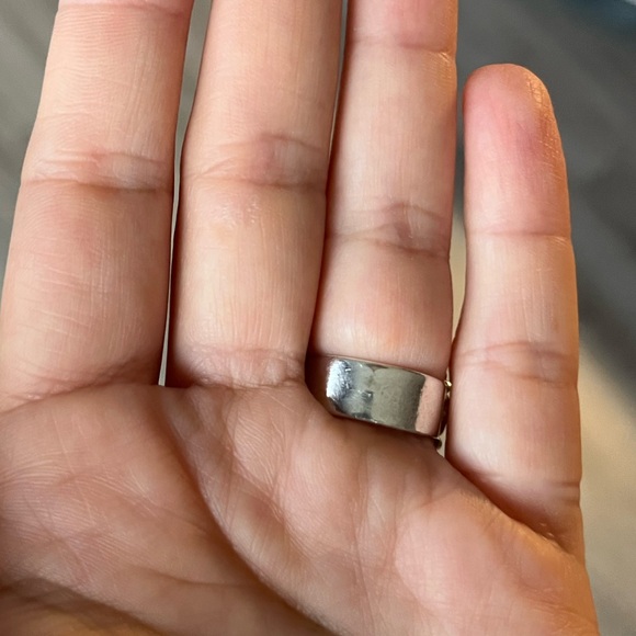 925 stamped Sterling Silver Ring and Pink Agate Ring - Picture 9 of 10